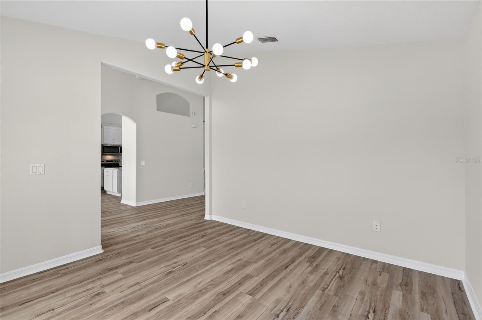 7705 NOTTINGHILL SKY DR — photo 8