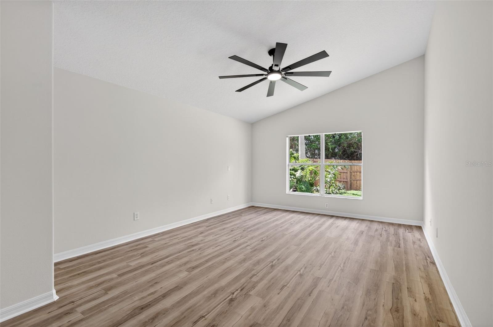 7705 NOTTINGHILL SKY DR — photo 34