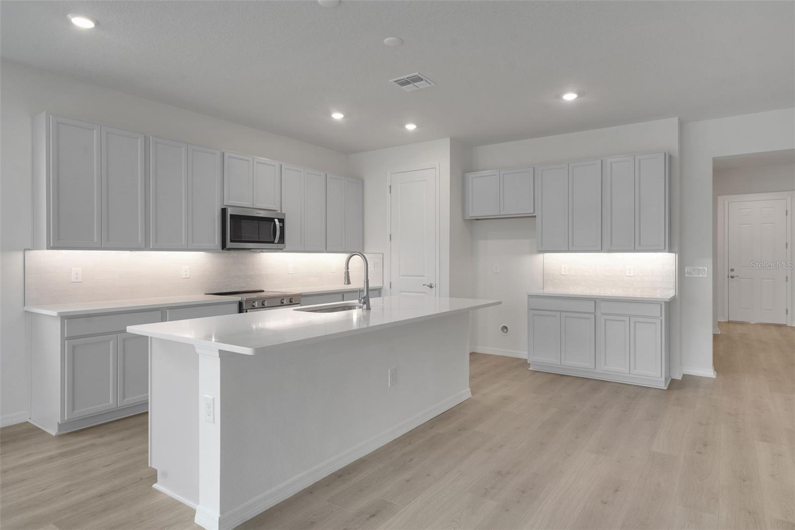 7835 GLEN LILY PL — photo 19