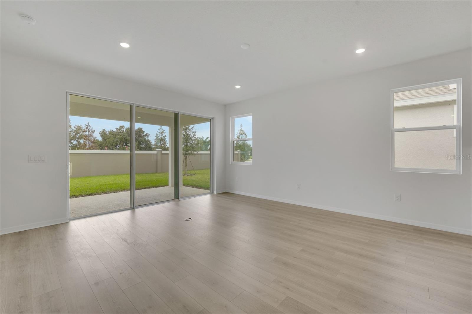 7835 GLEN LILY PL — photo 22