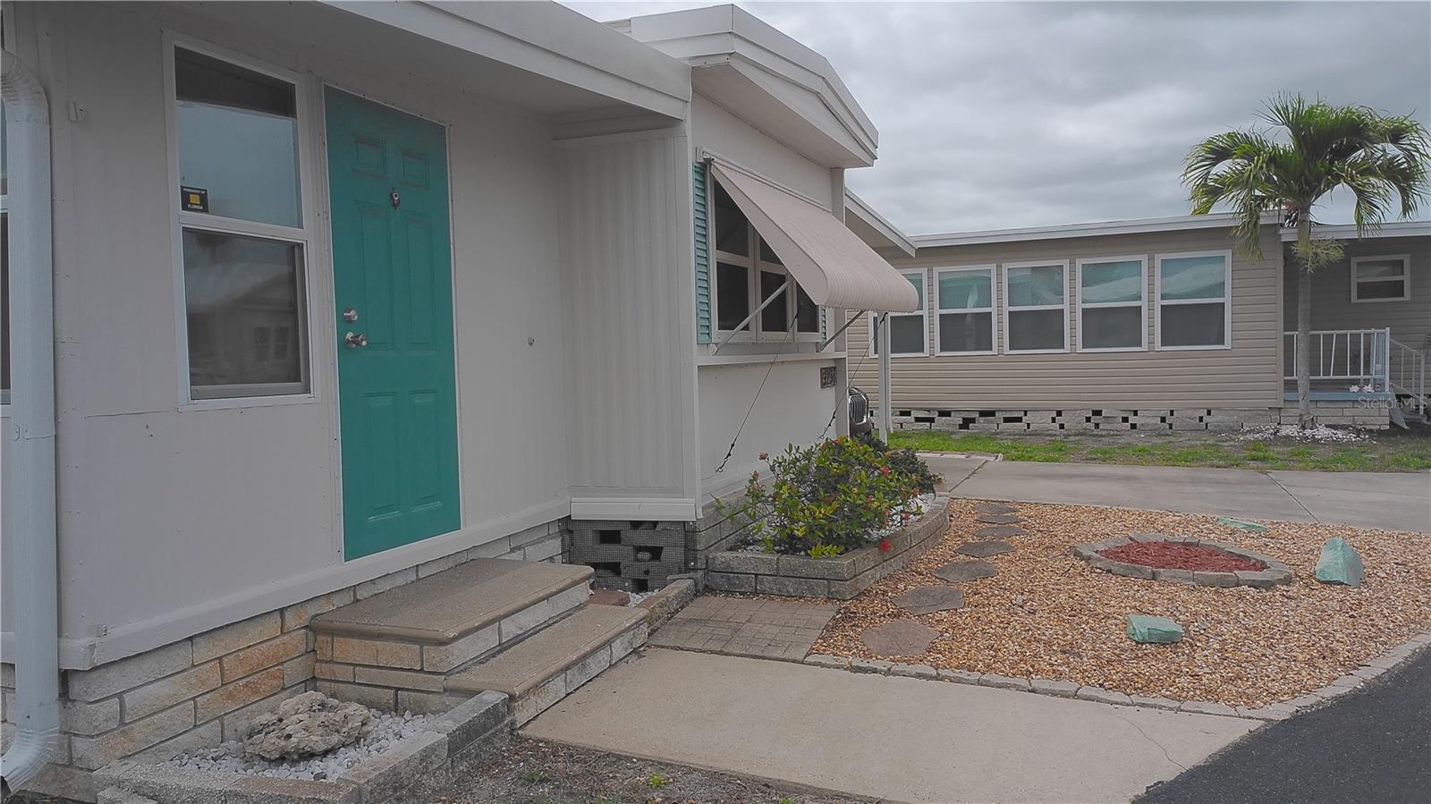 7234 MOUNT FAIRFIELD RD NE #529 — photo 4