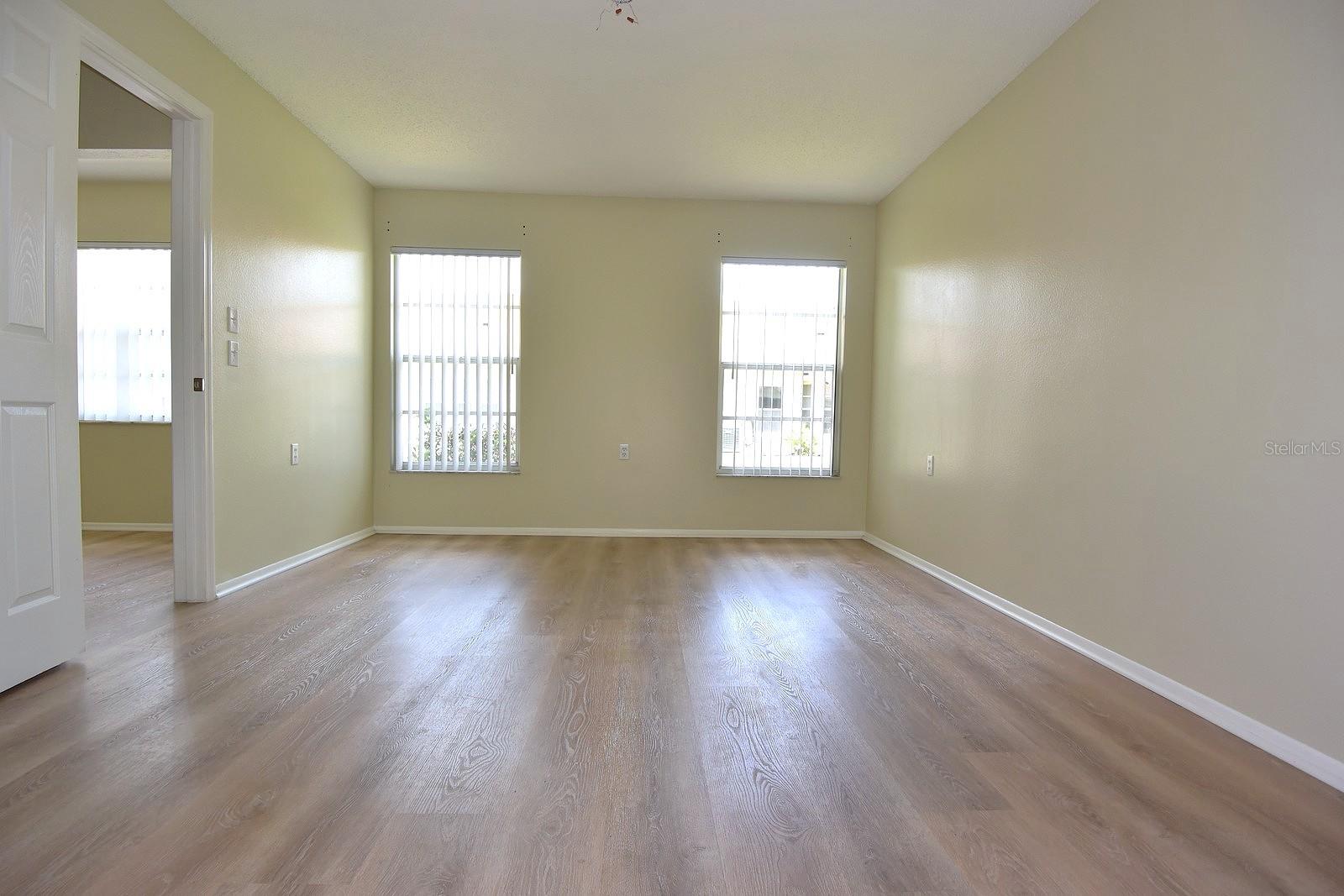 9027 WARWICK LN — photo 23