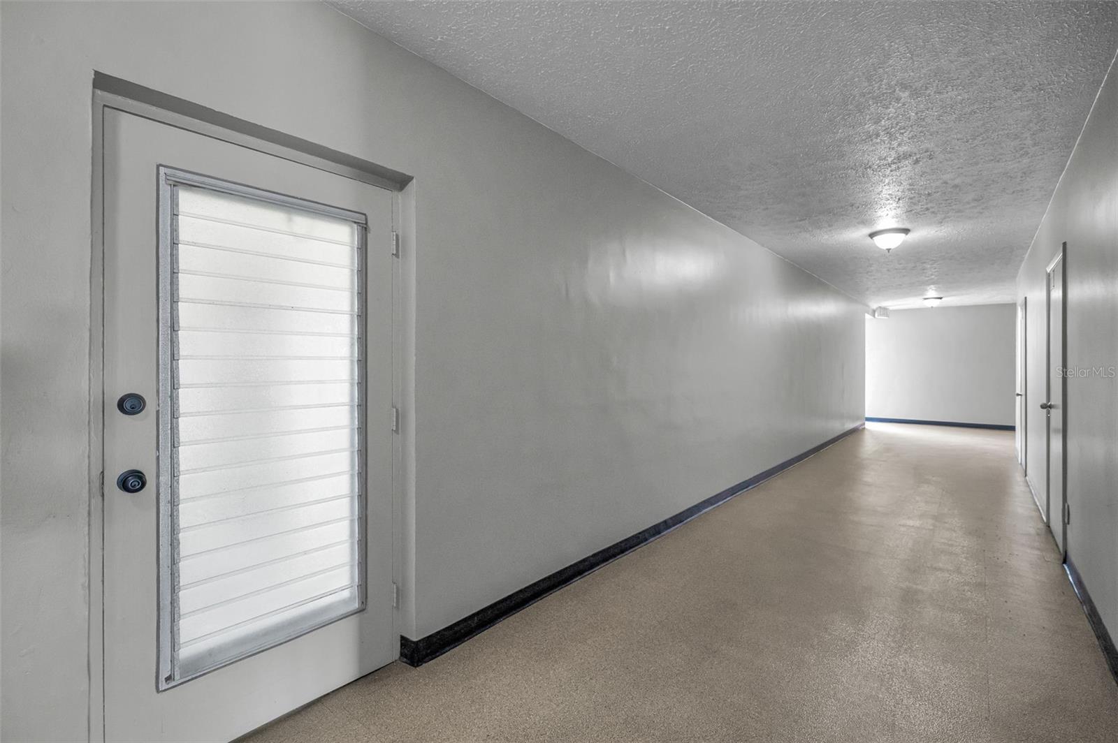 2072 AUSTRALIA WAY W #32 — photo 33