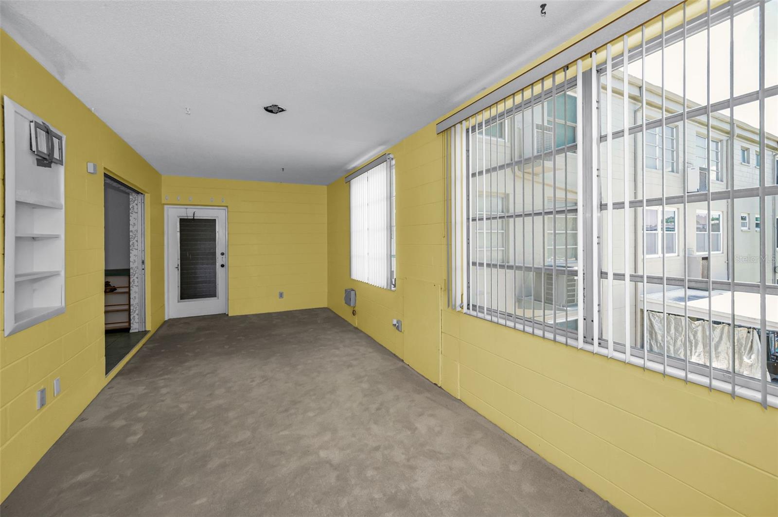 2072 AUSTRALIA WAY W #32 — photo 24
