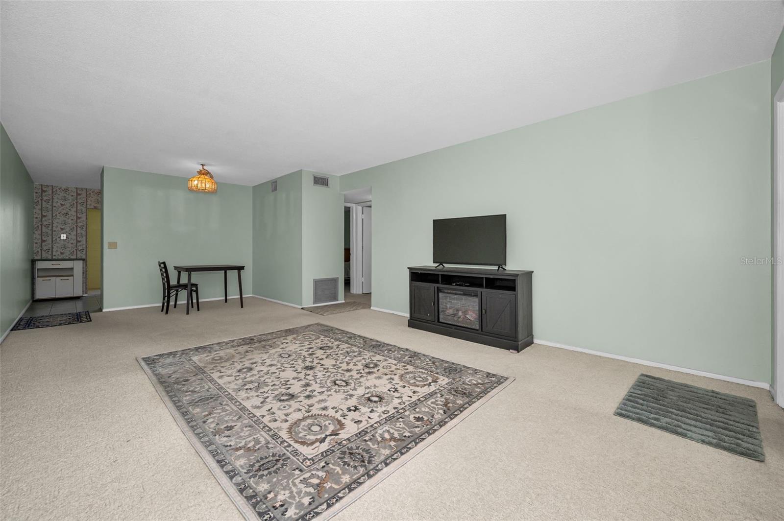 2072 AUSTRALIA WAY W #32 — photo 12
