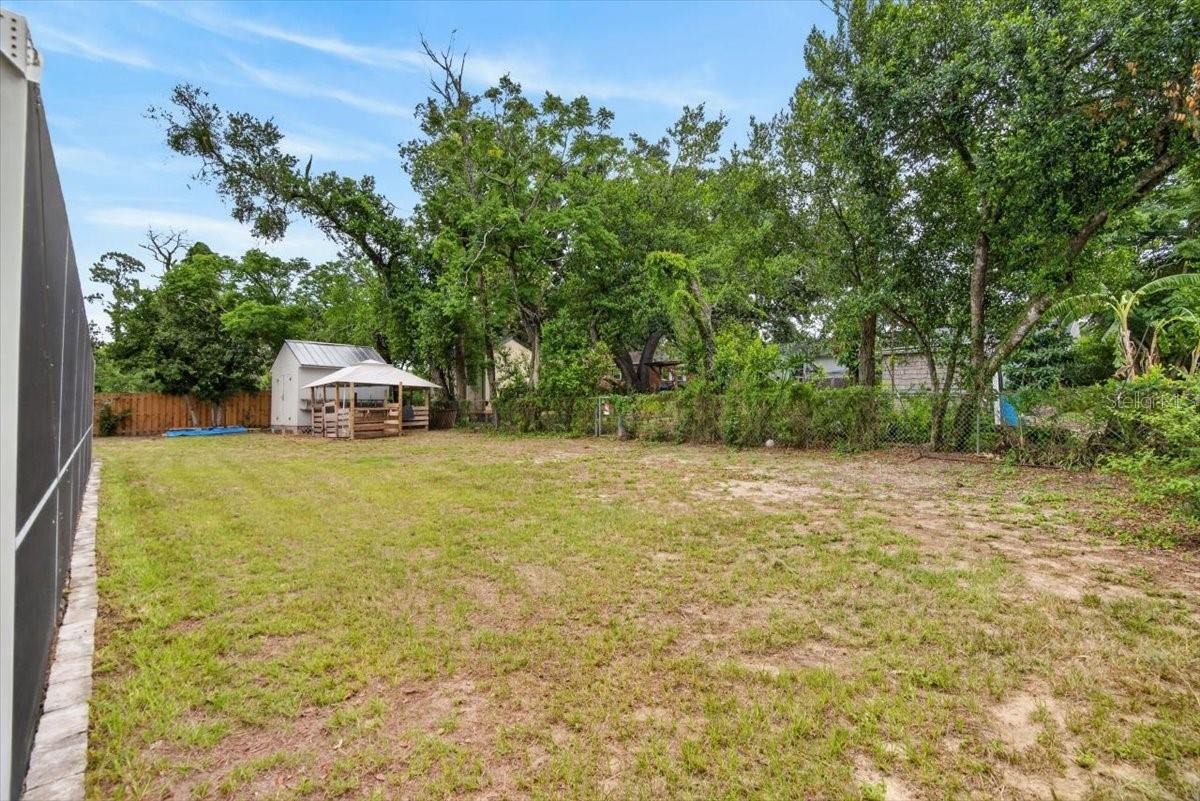 115 W BRENTRIDGE DR — photo 45