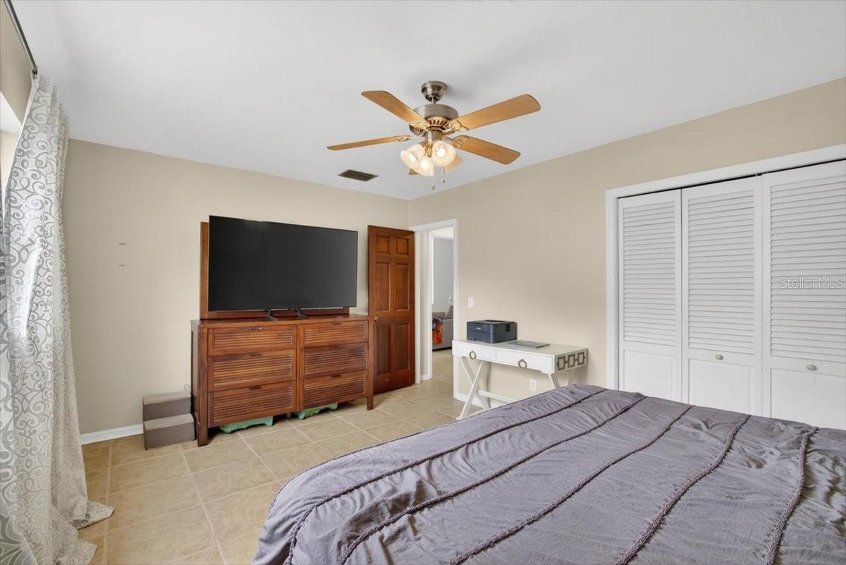 115 W BRENTRIDGE DR — photo 21