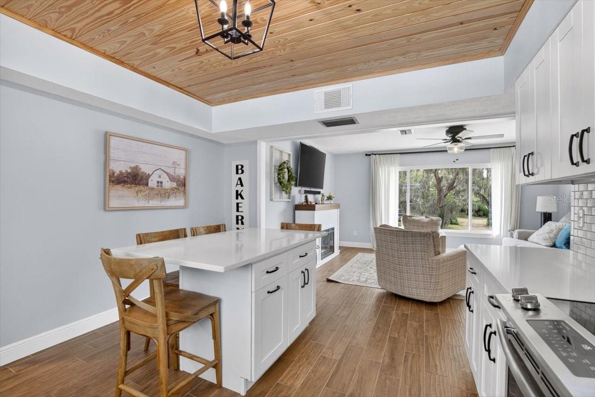115 W BRENTRIDGE DR — photo 13