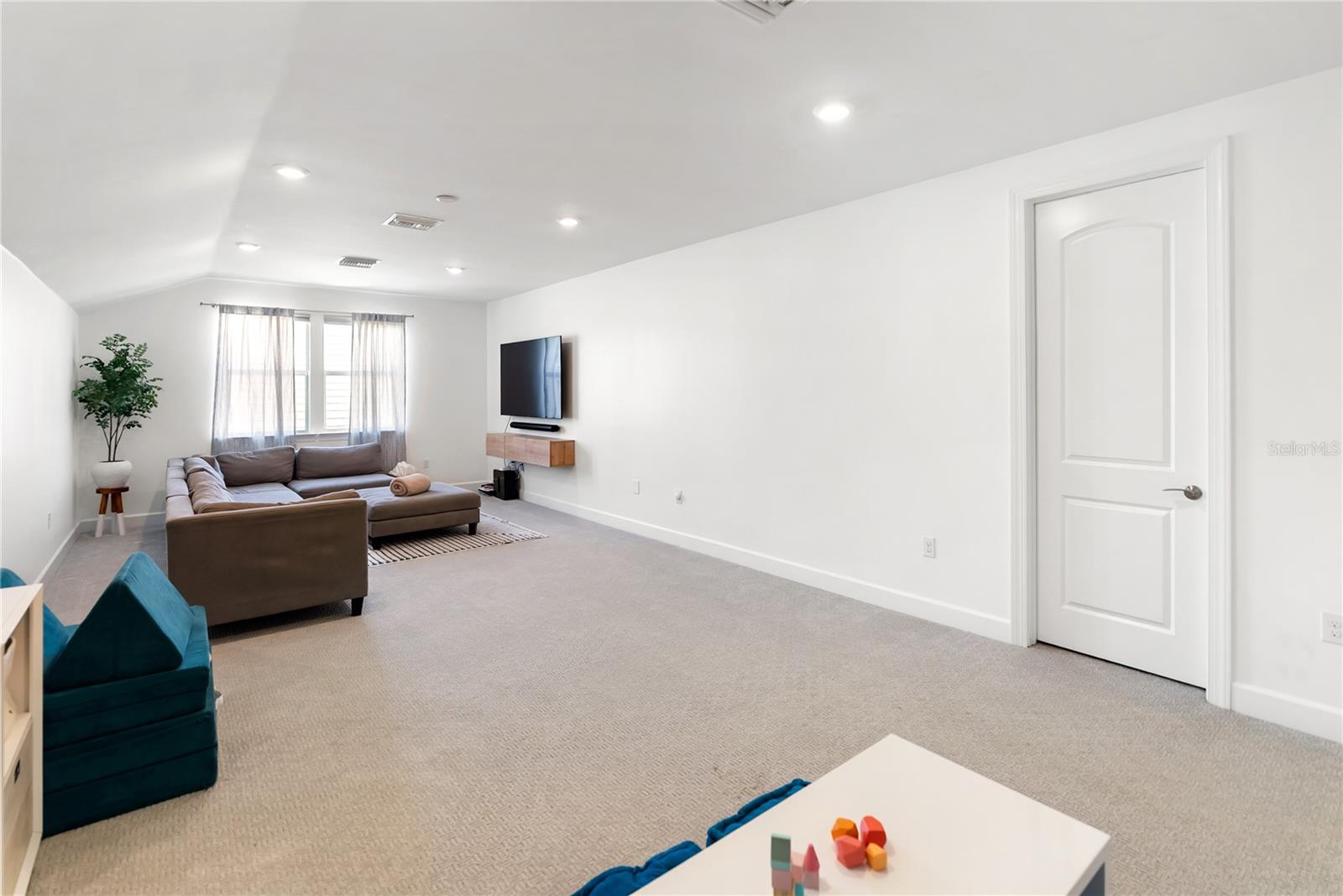 12215 PORTSMOUTH TER — photo 30