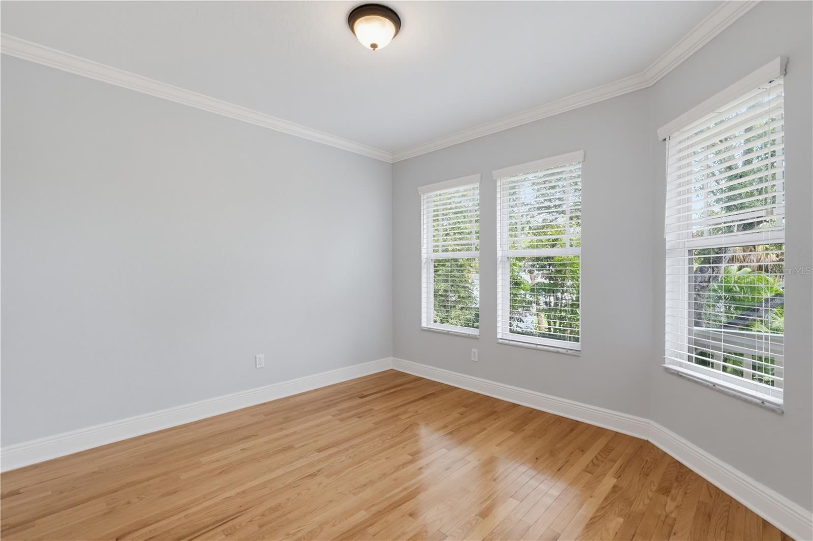 2889 BAYSHORE TRAILS DR — photo 37