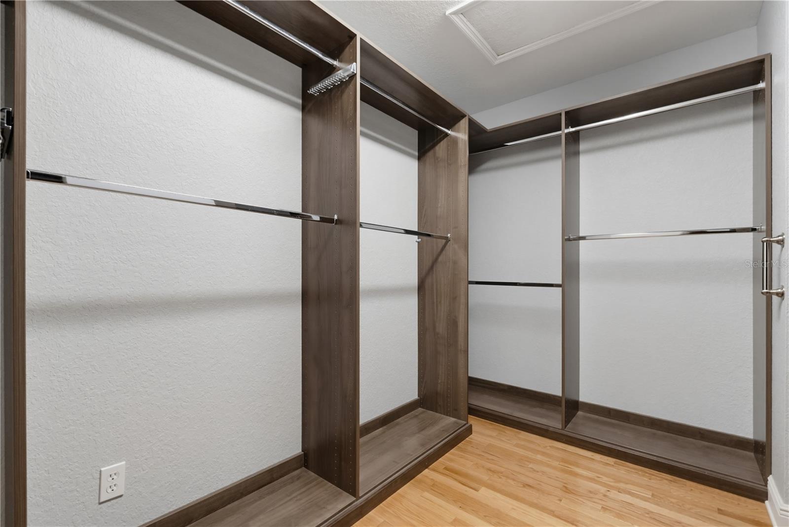 2889 BAYSHORE TRAILS DR — photo 35