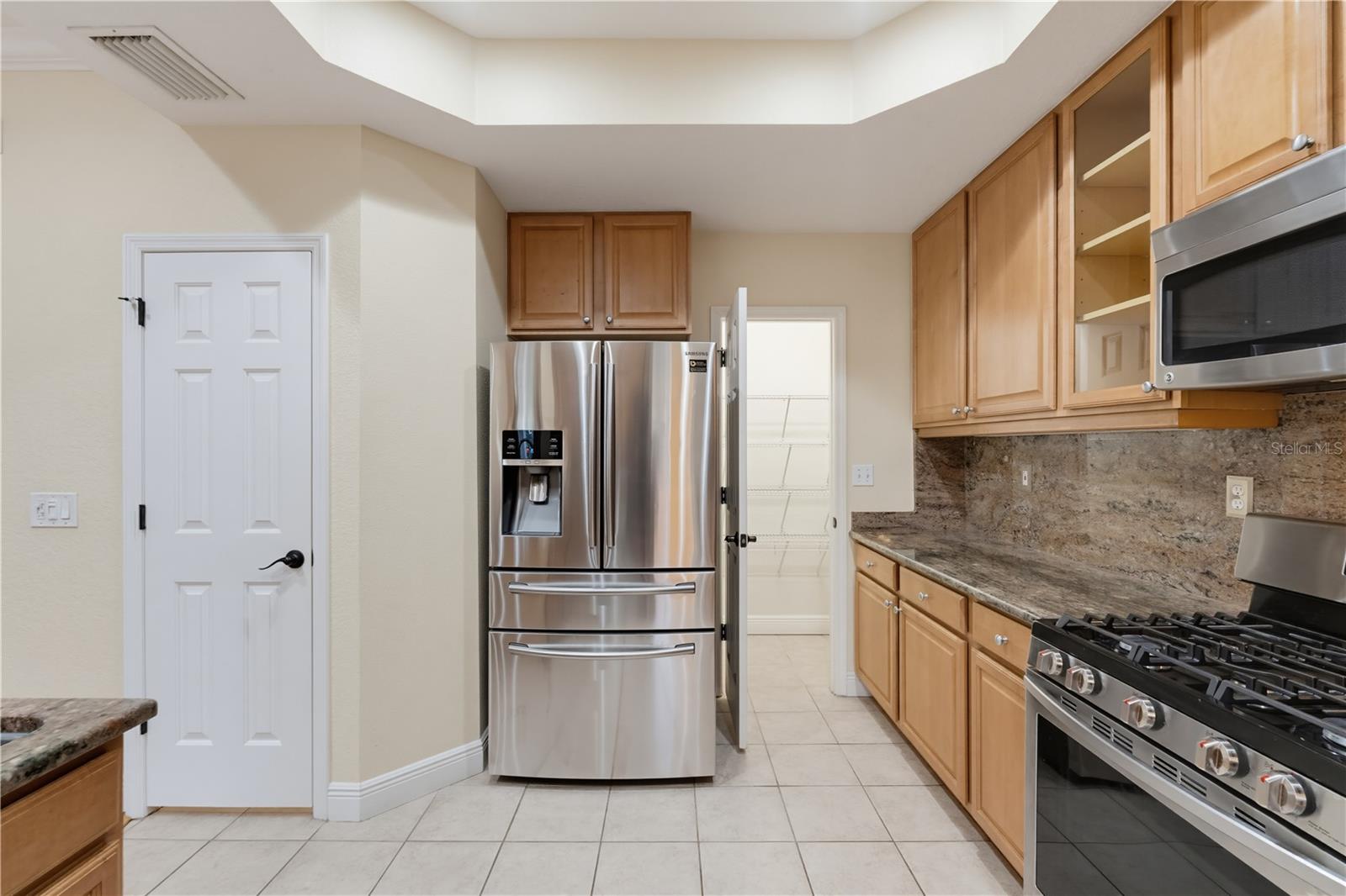2889 BAYSHORE TRAILS DR — photo 18