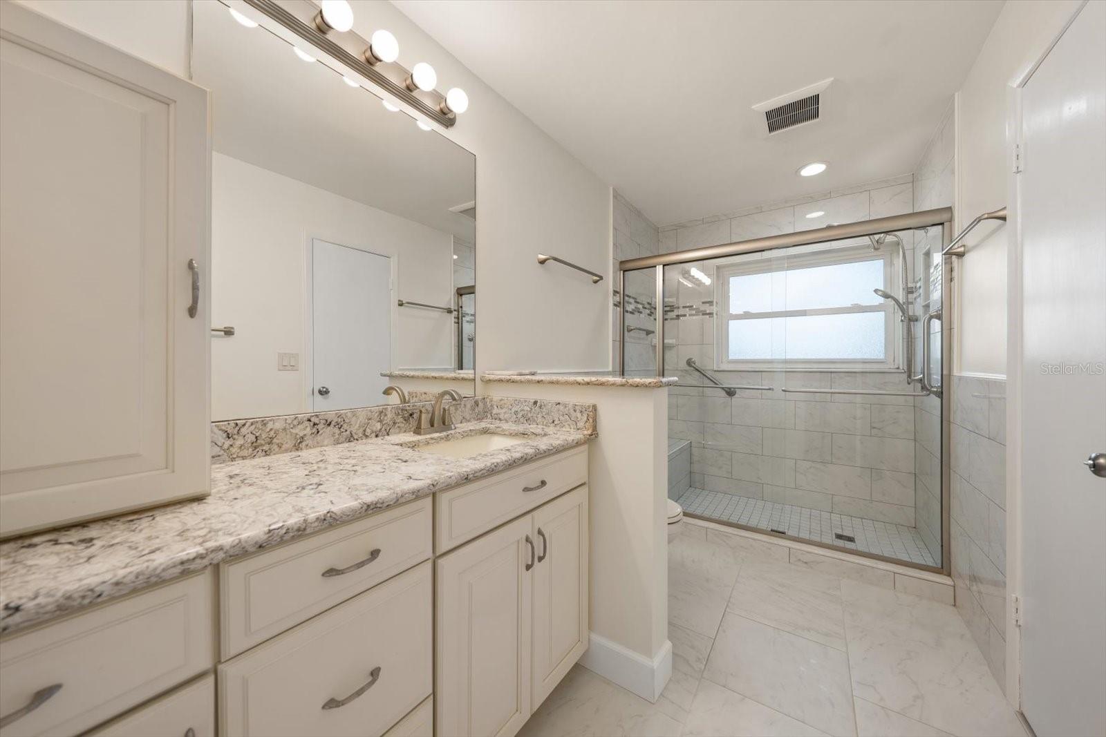 3408 CULLENDALE DR — photo 14