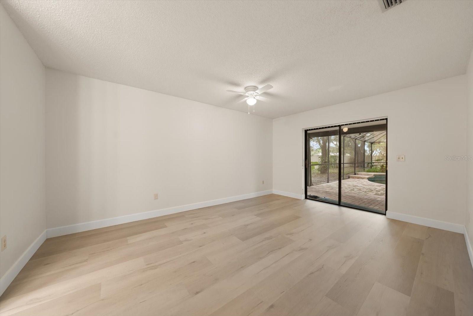 3408 CULLENDALE DR — photo 11