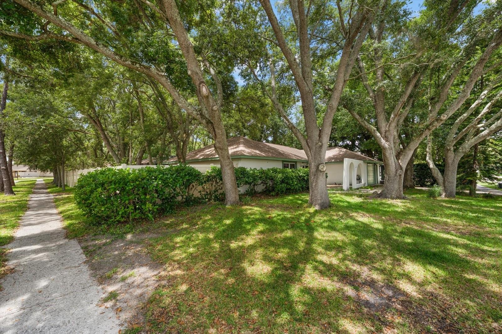 3408 CULLENDALE DR — photo 37