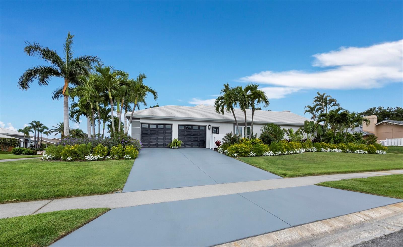 206 FOUR KNOT LN — photo 2