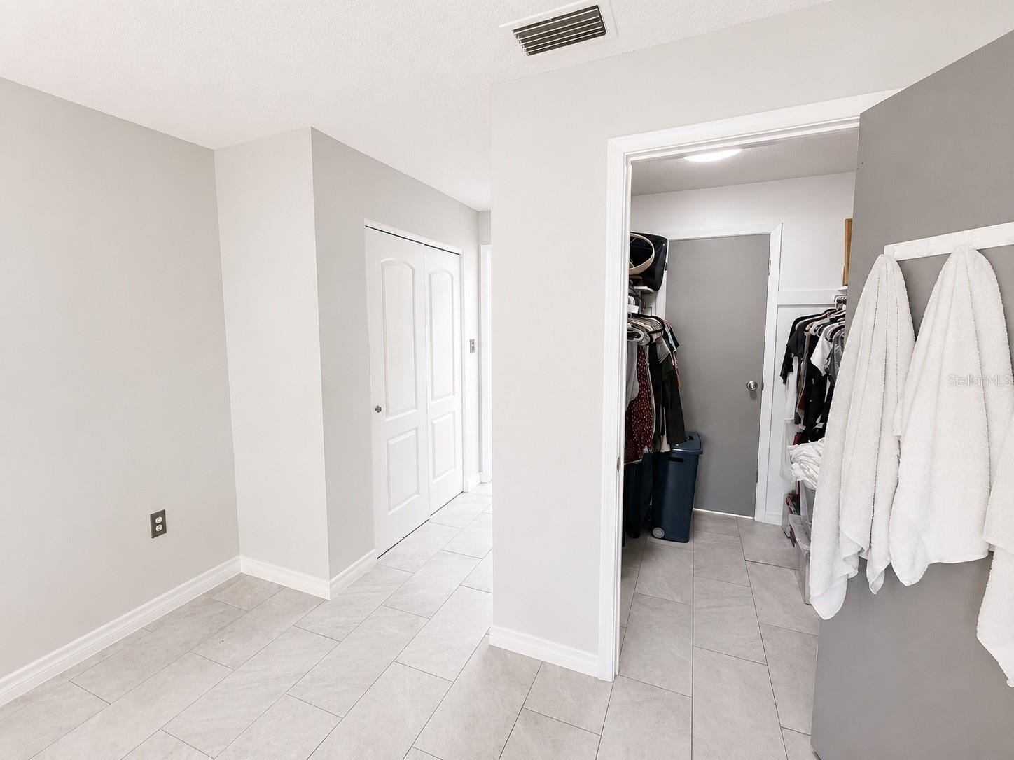 1706 BELLEAIR FOREST DR #244 — photo 16