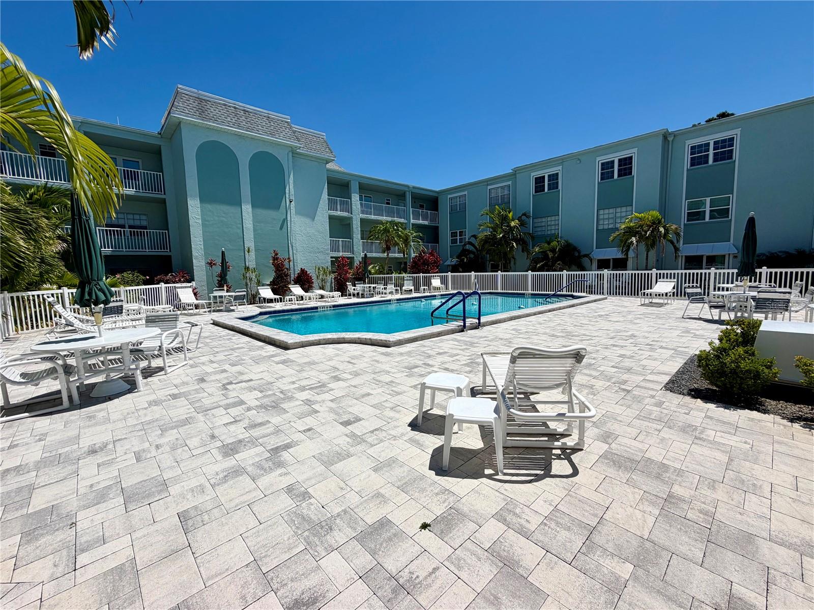 1706 BELLEAIR FOREST DR #244 — photo 29