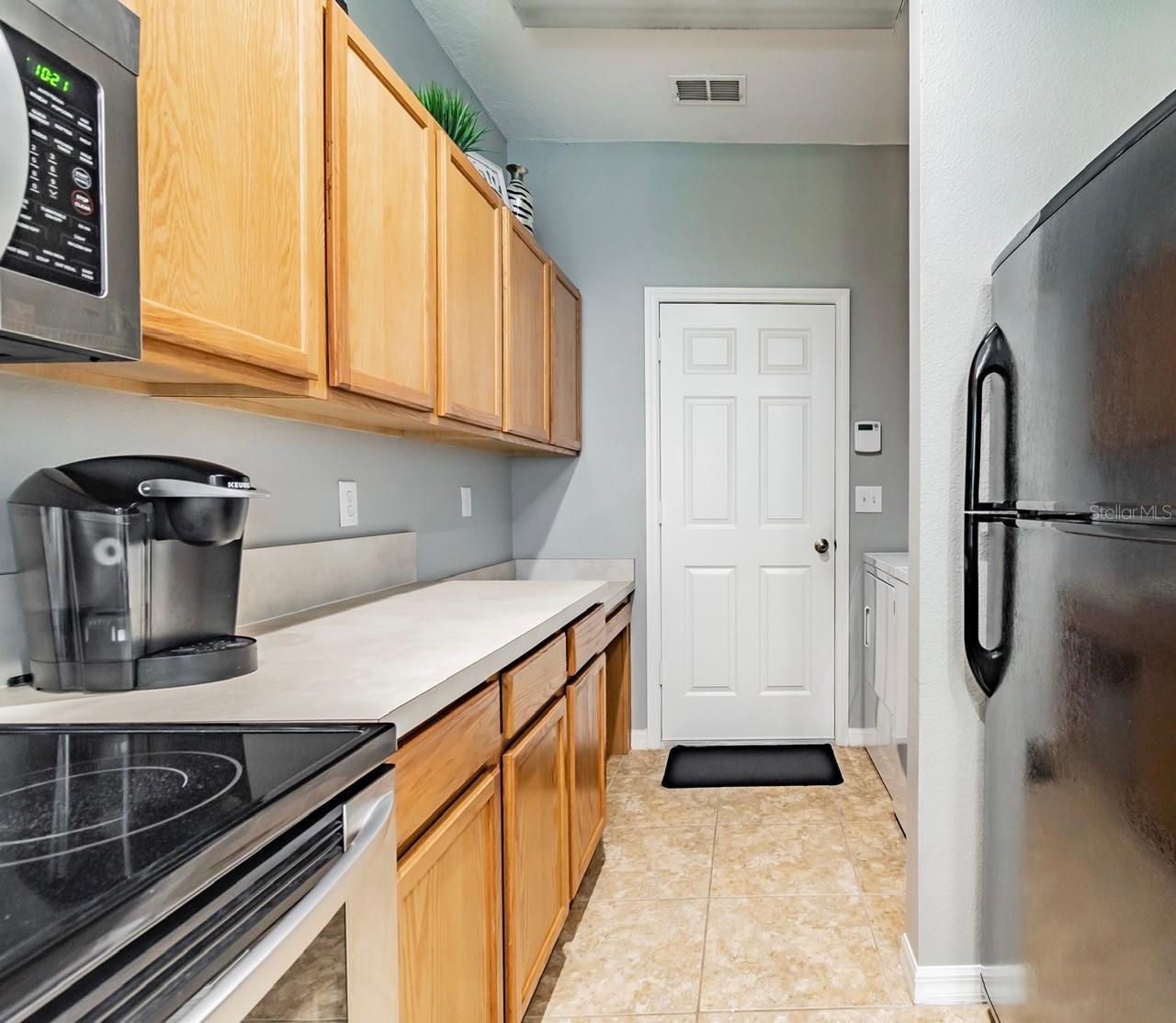 8116 STONE PATH WAY — photo 11