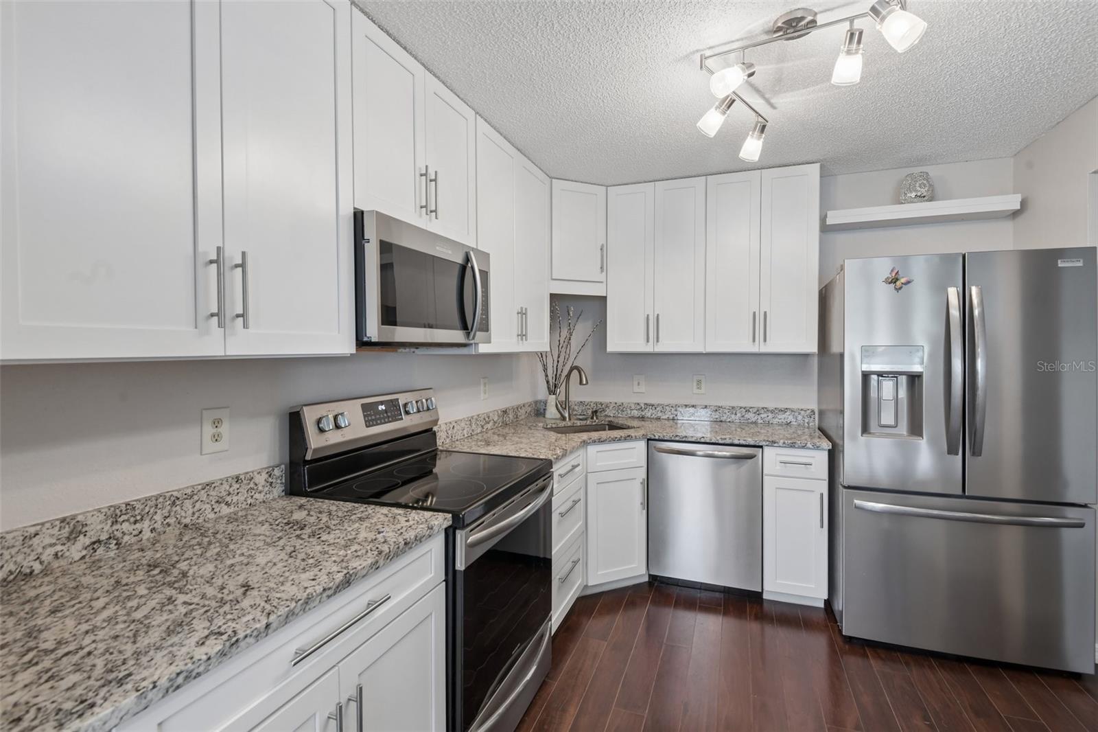 5727 BISCAYNE CT #209 — photo 4