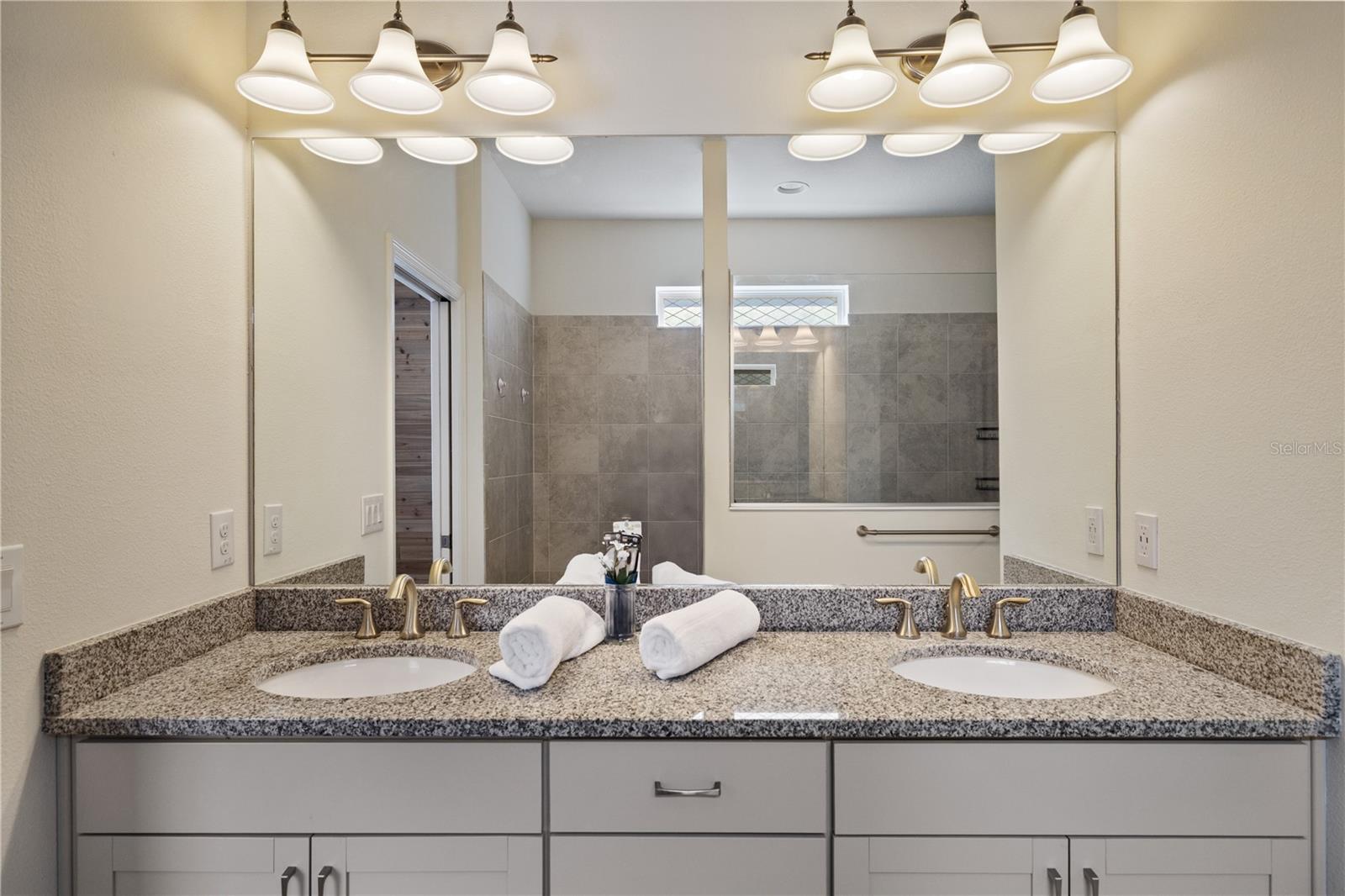 11608 DUBLIN GRAFTON DR — photo 33