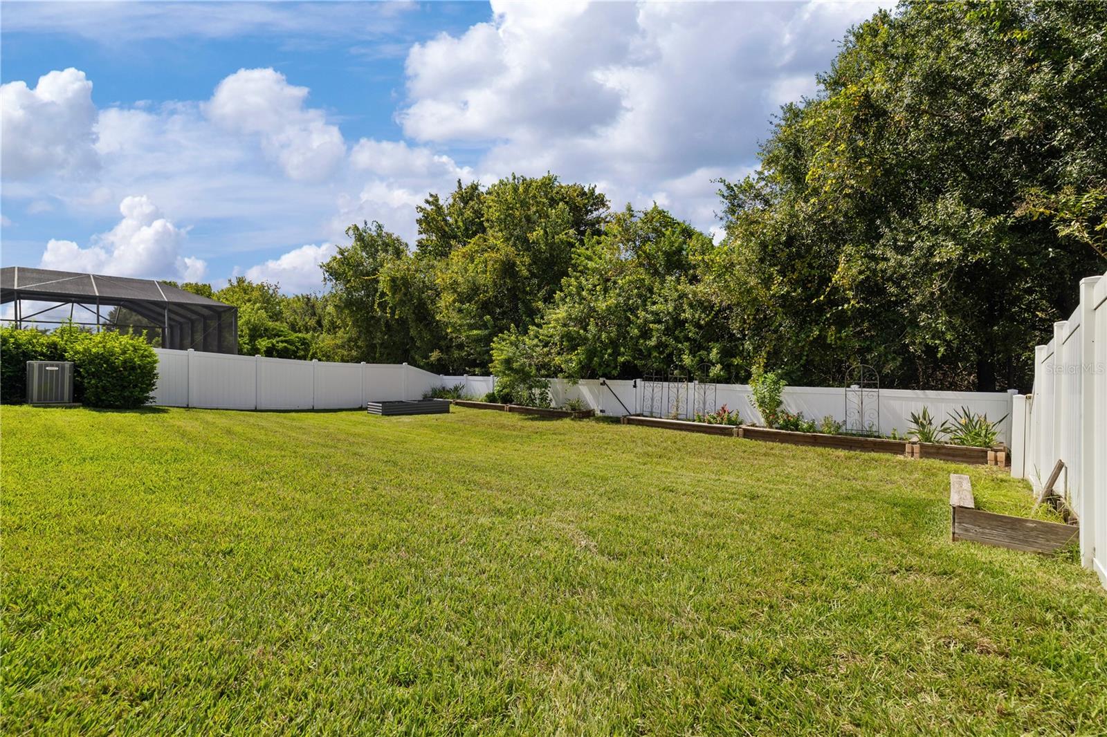 11608 DUBLIN GRAFTON DR — photo 69