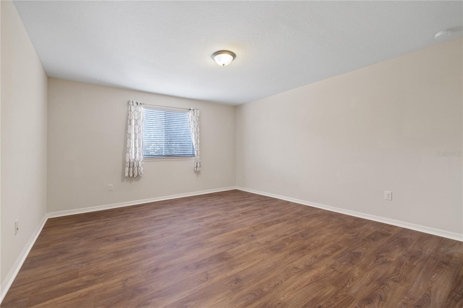 11608 DUBLIN GRAFTON DR — photo 53