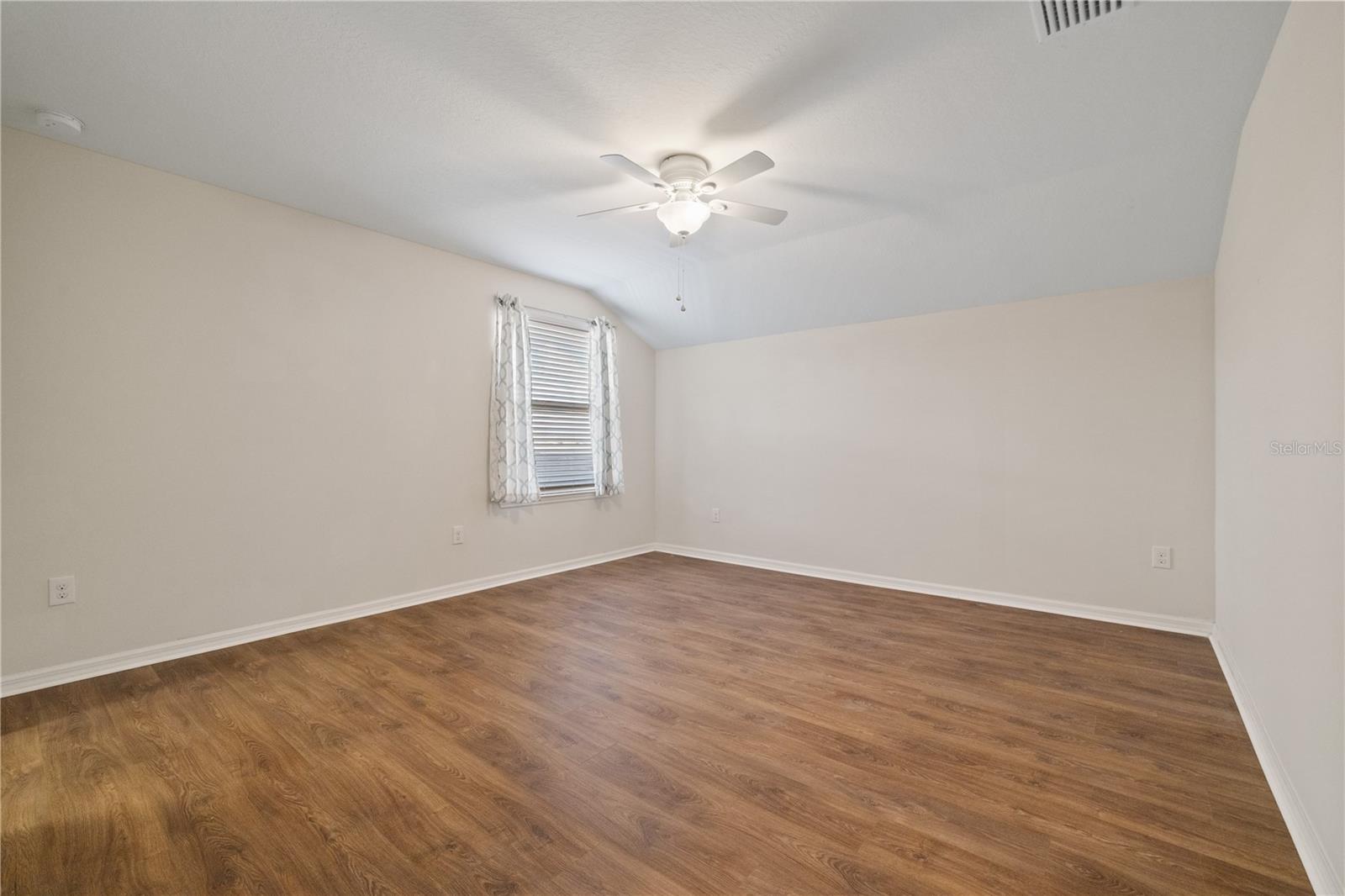 11608 DUBLIN GRAFTON DR — photo 52