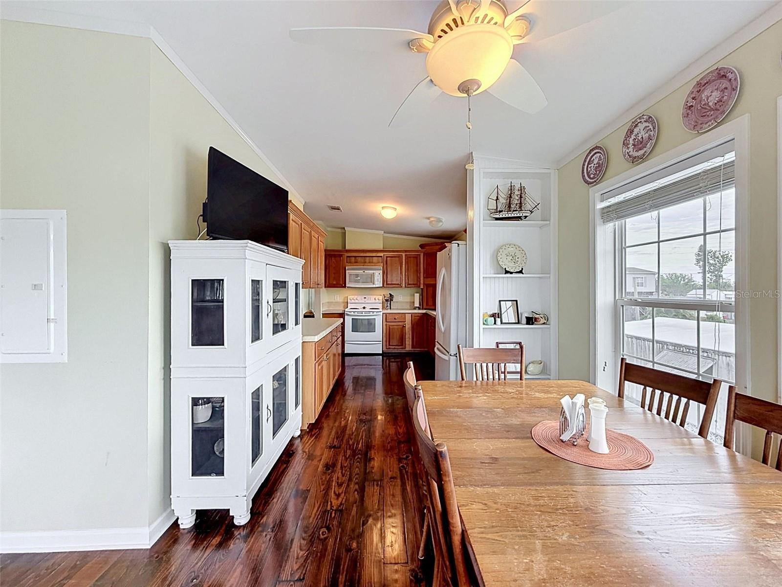 6839 CURLEW LN — photo 16