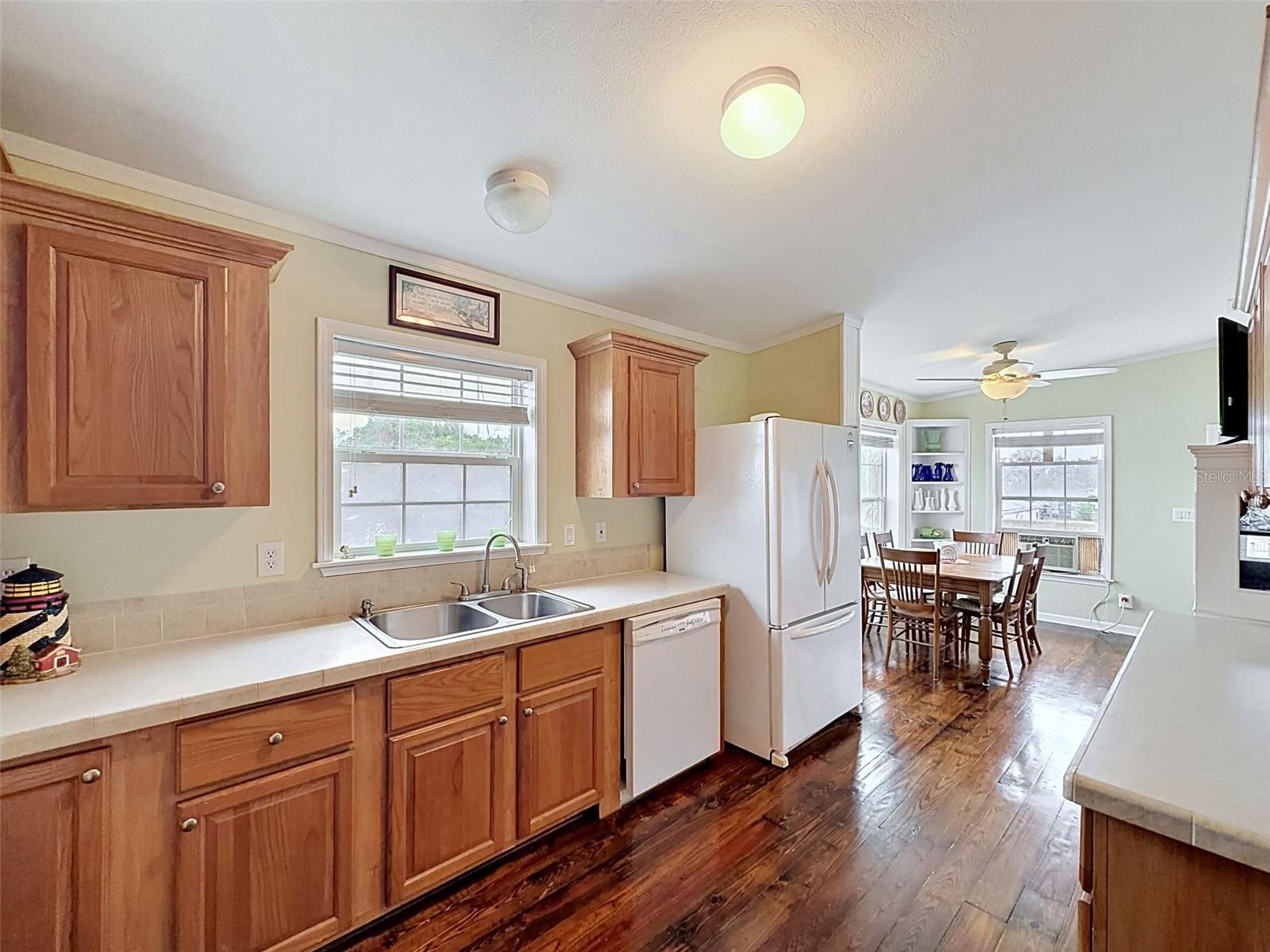 6839 CURLEW LN — photo 13