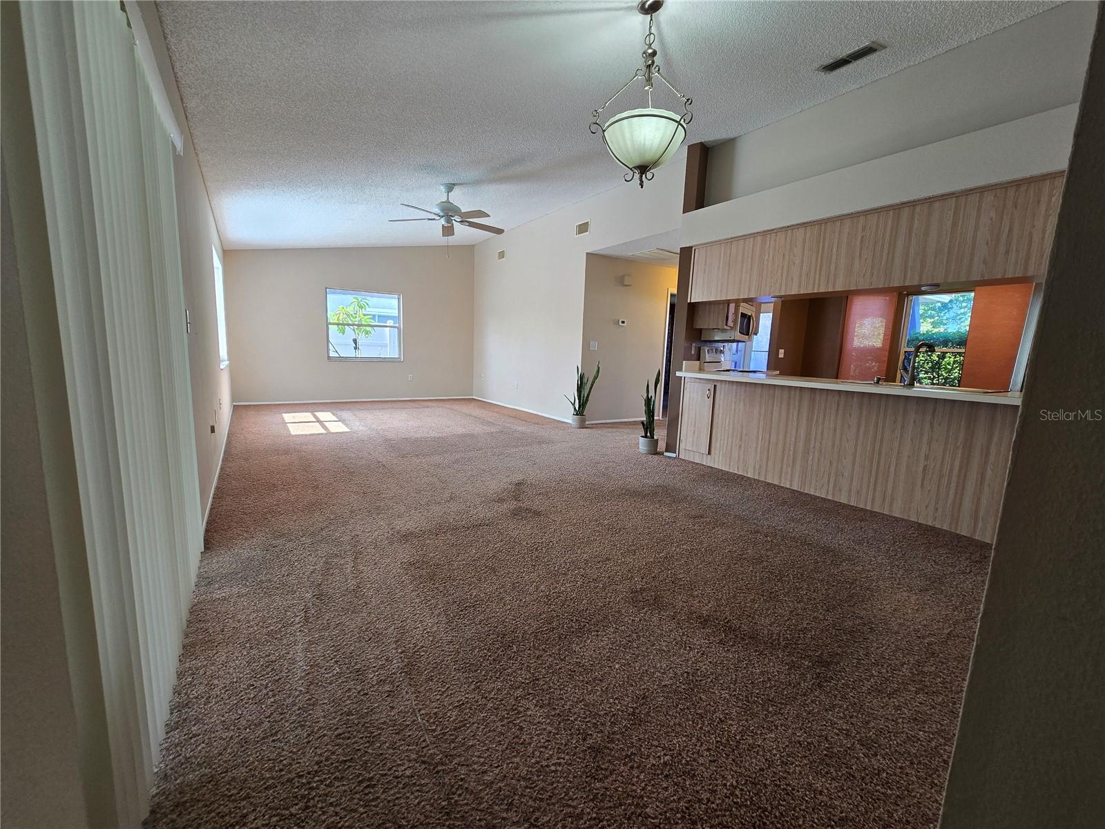 9836 MOREHEAD LN — photo 9
