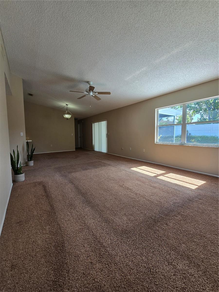 9836 MOREHEAD LN — photo 7