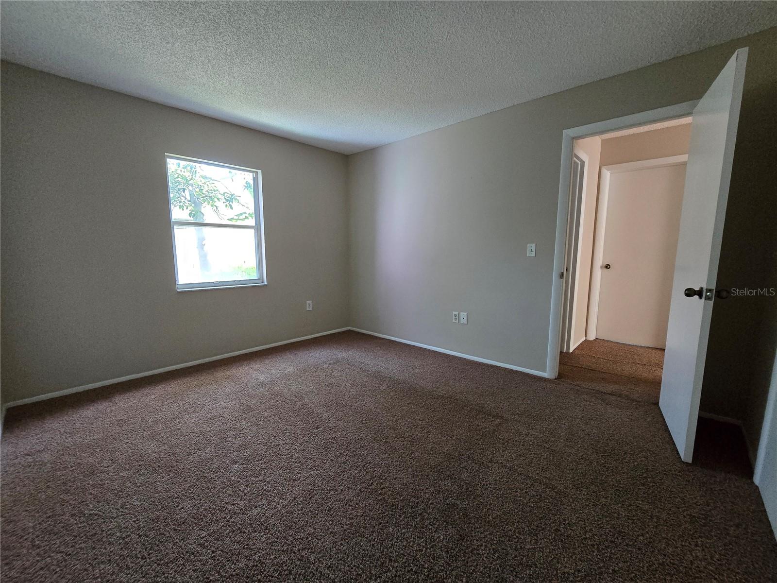 9836 MOREHEAD LN — photo 32