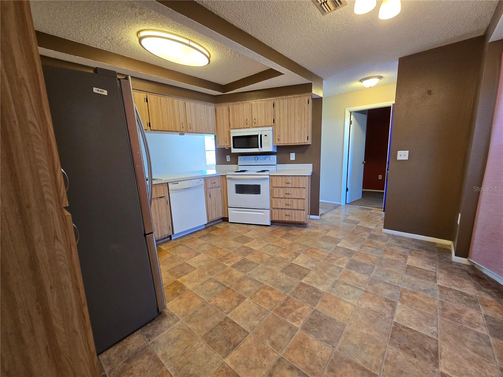 9836 MOREHEAD LN — photo 11