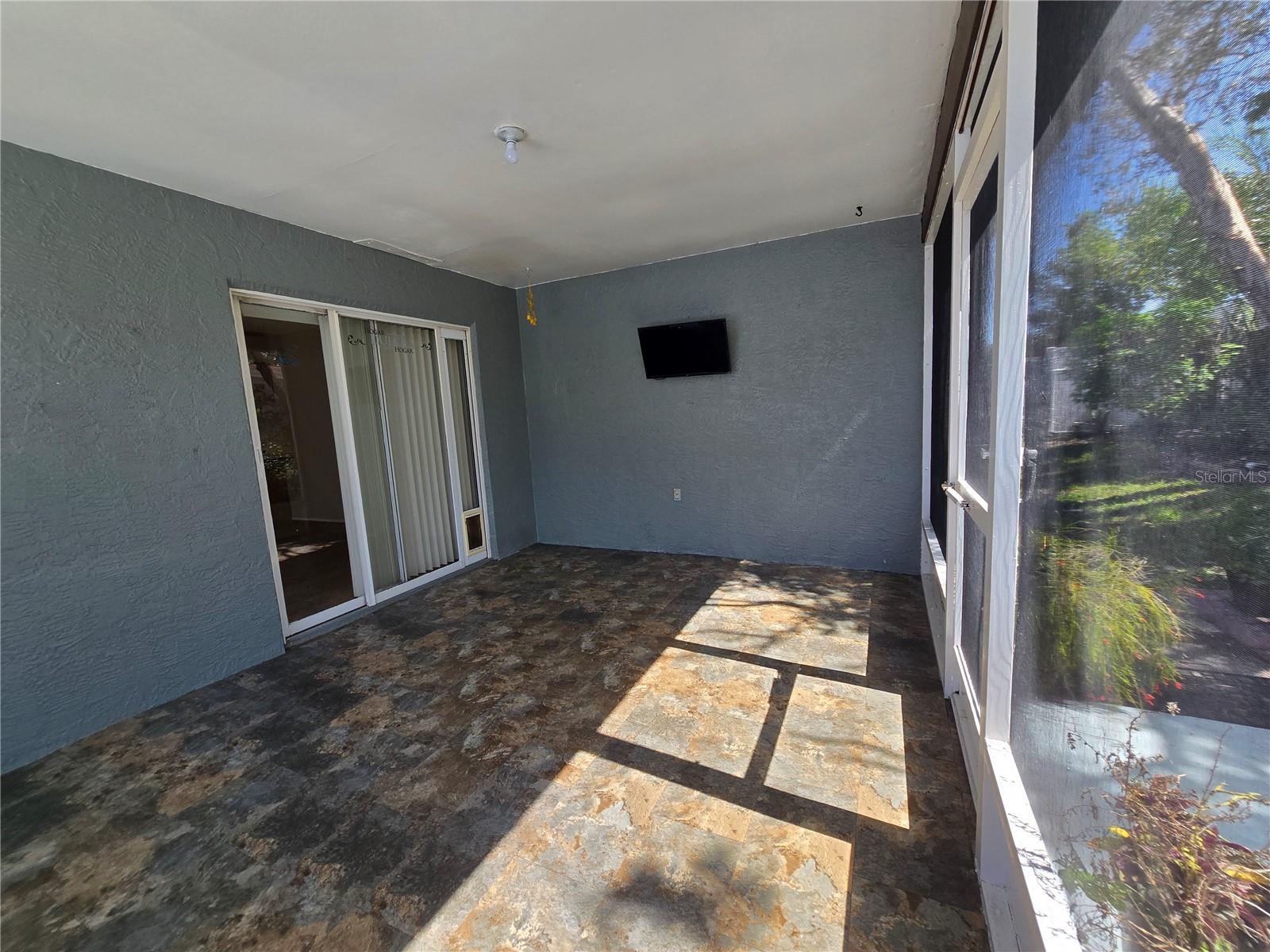 9836 MOREHEAD LN — photo 35