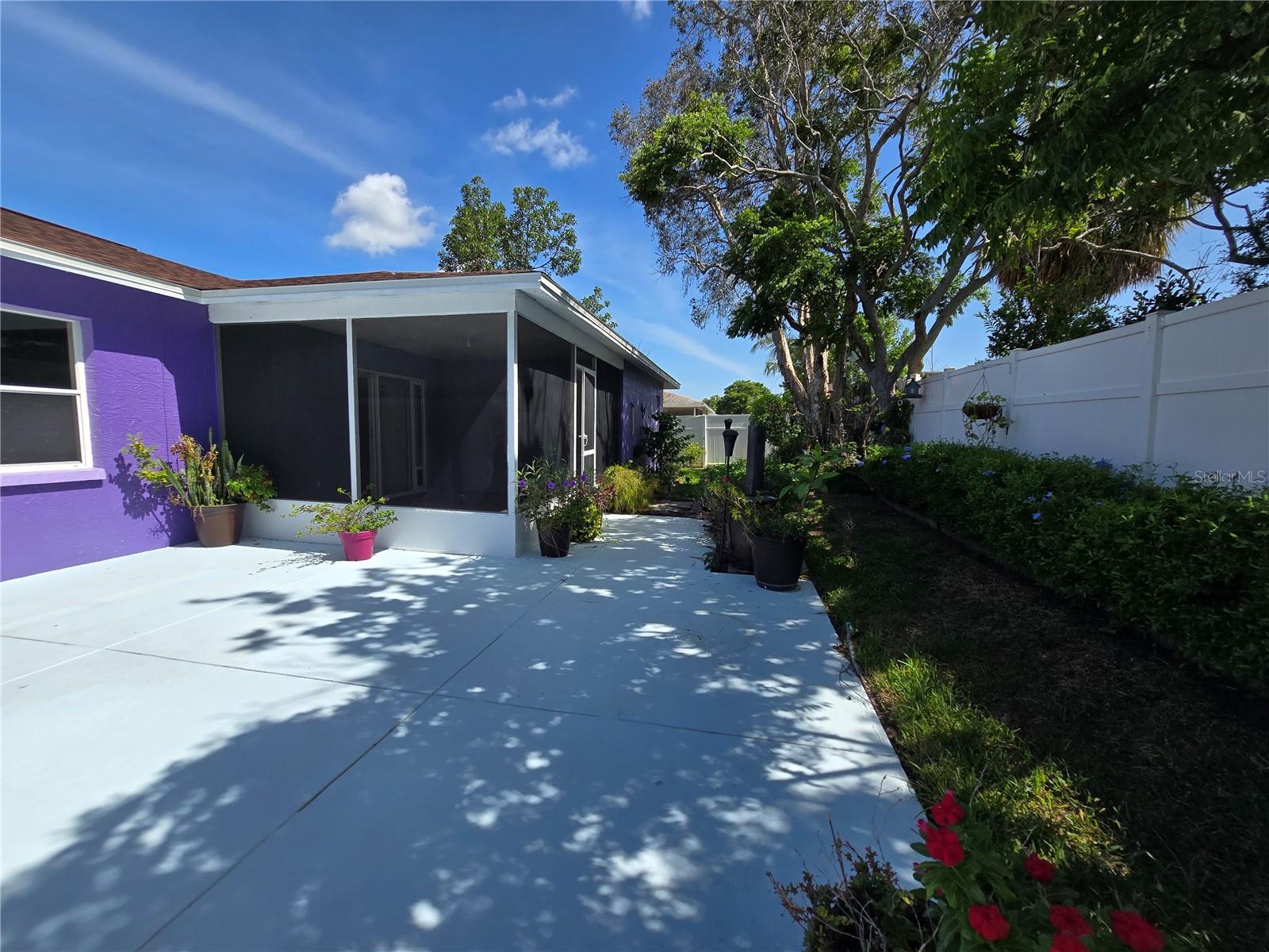 9836 MOREHEAD LN — photo 36
