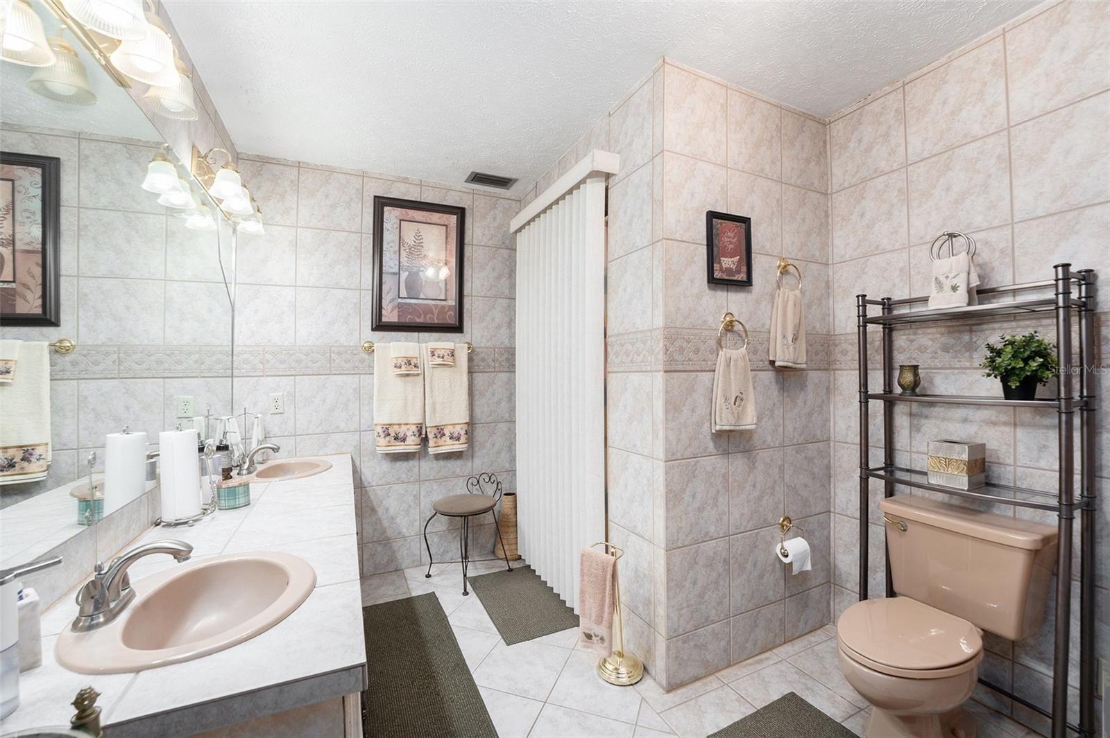 5105 N 45TH ST — photo 27