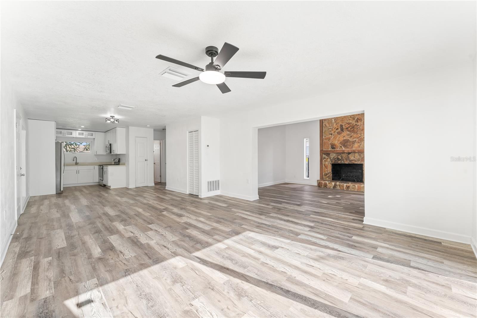 6221 FLORIDA CIR E — photo 6