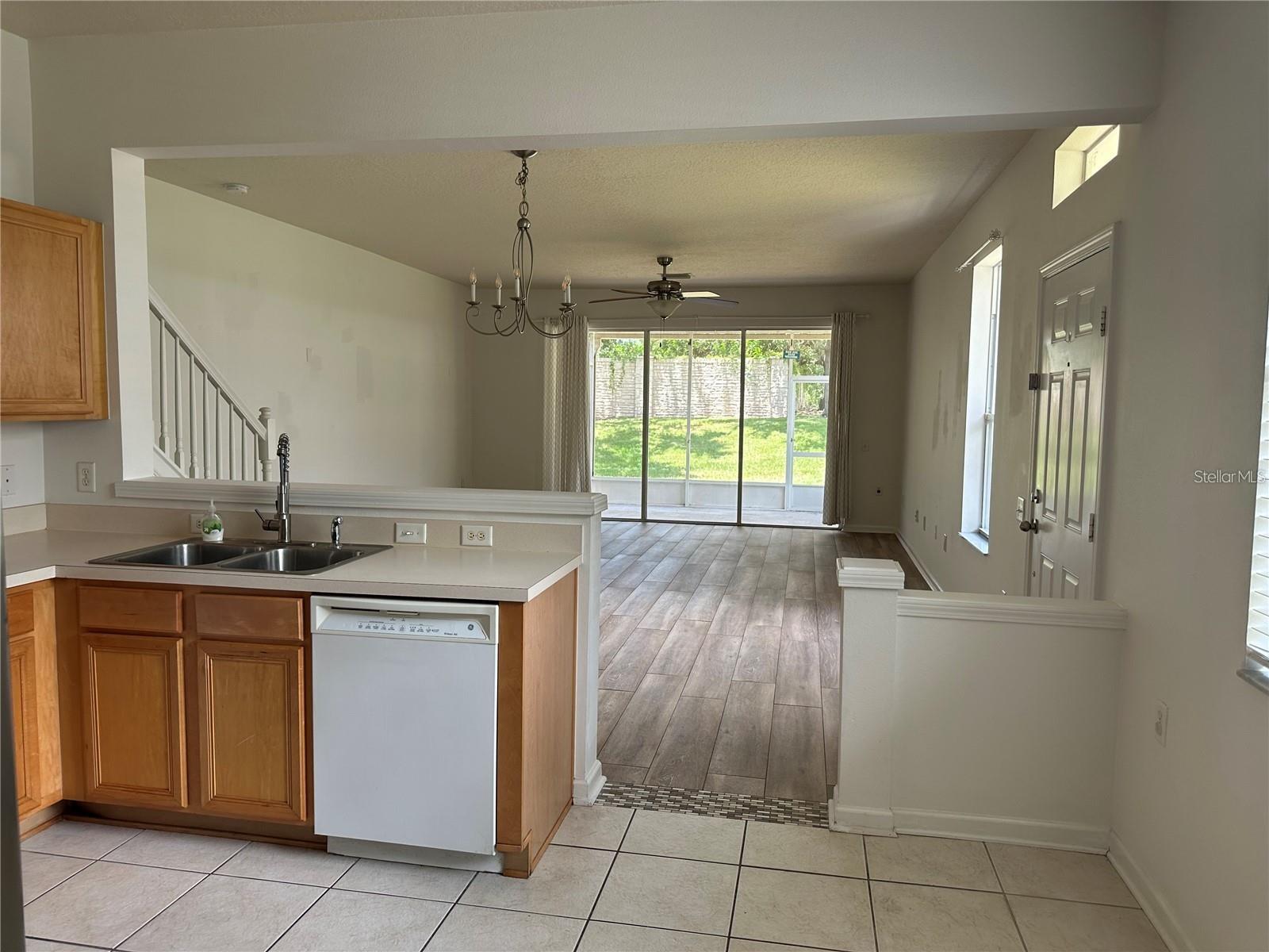 Home in BRADENTON — photo 7