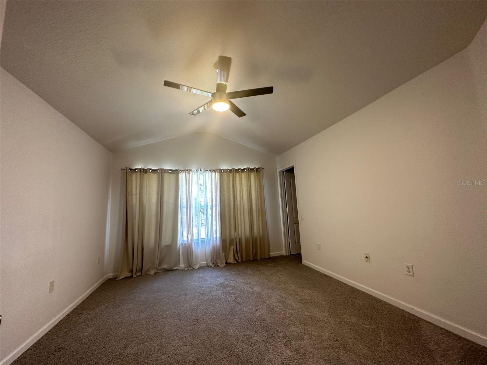 Home in BRADENTON — photo 10