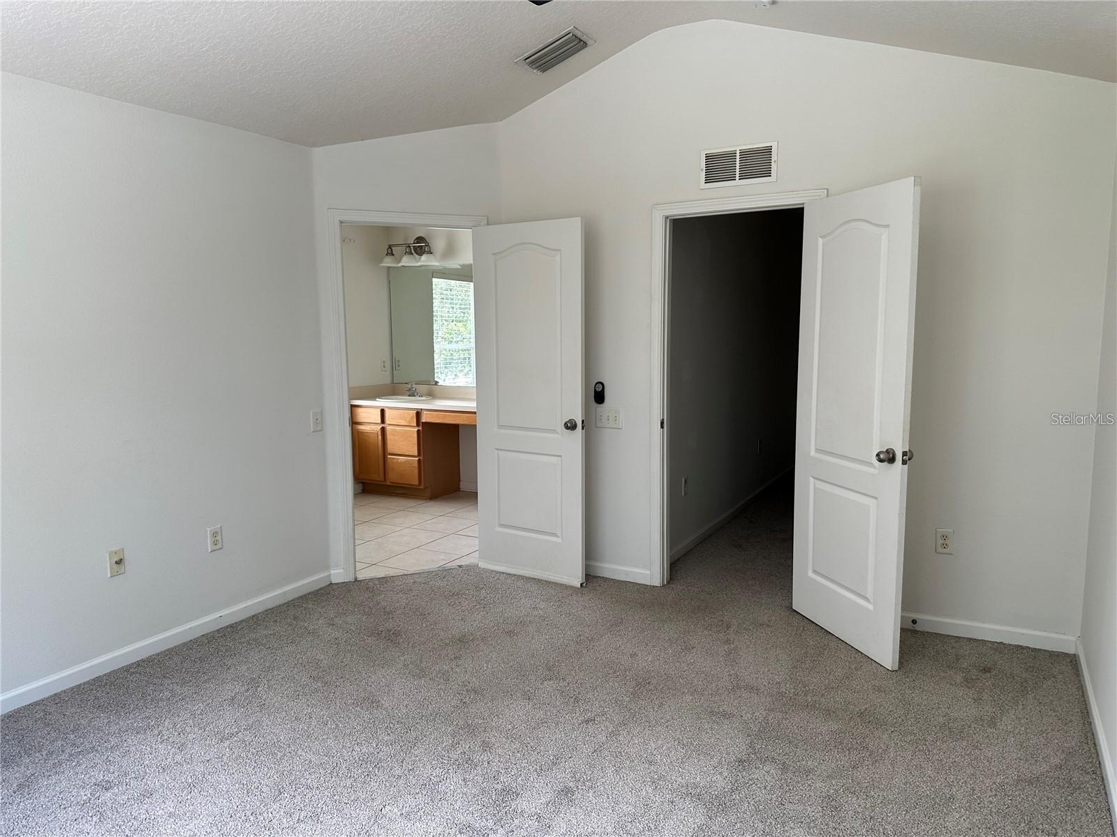 Home in BRADENTON — photo 14