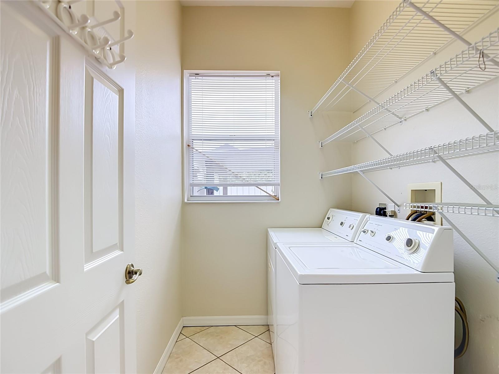 21629 SILVER BAY PL — photo 32