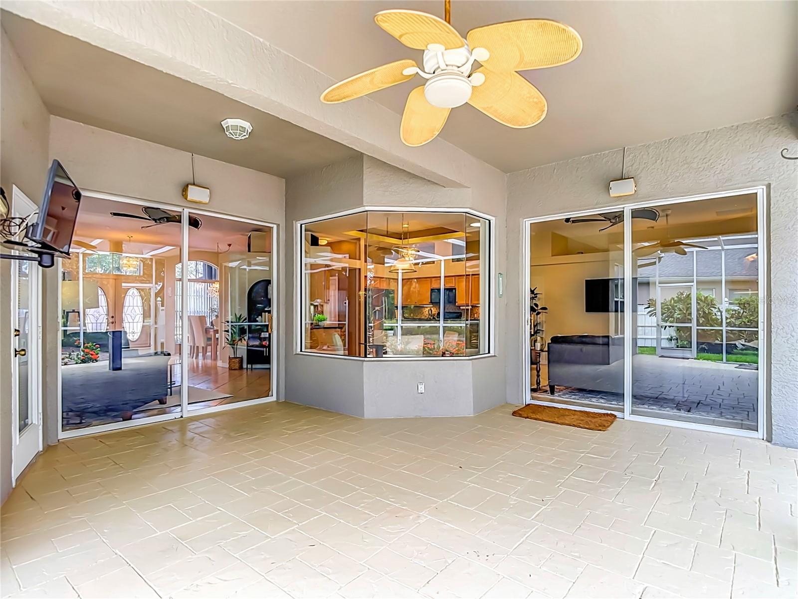 21629 SILVER BAY PL — photo 37