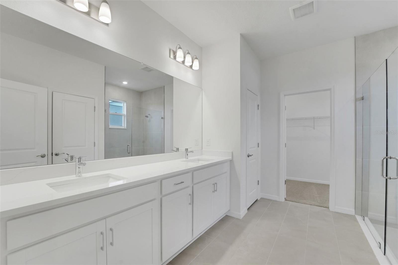 7823 GLEN LILY PL — photo 31