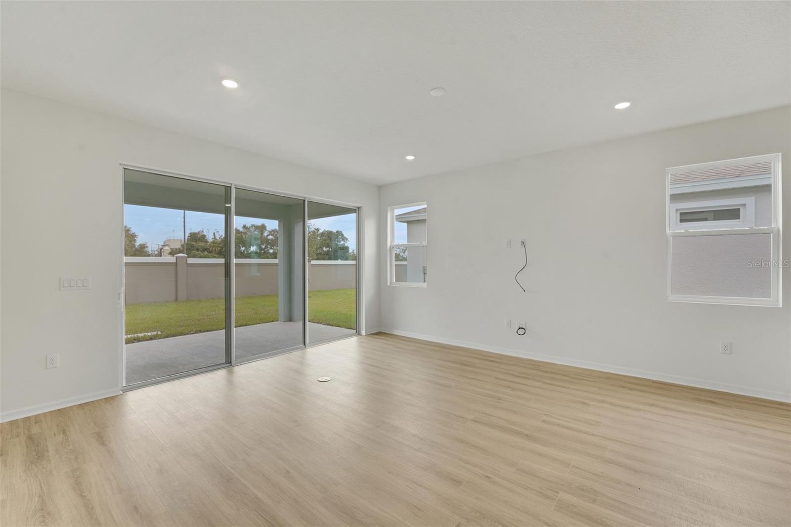 7823 GLEN LILY PL — photo 23