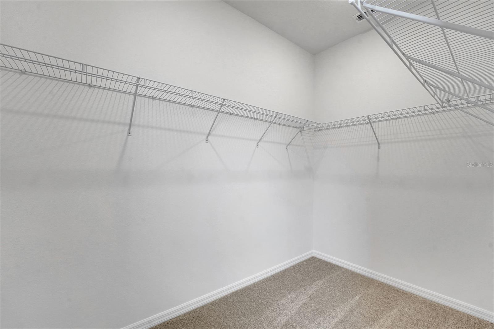 7823 GLEN LILY PL — photo 34