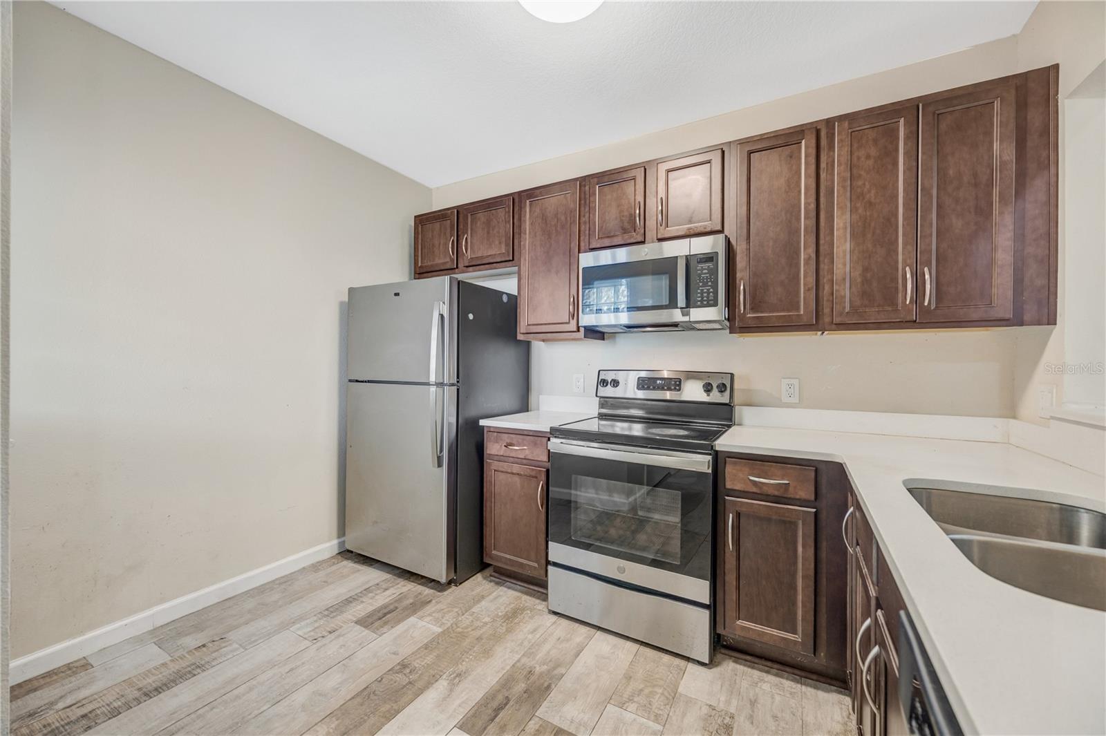 1231 GODAVARI WAY E #202 — photo 4