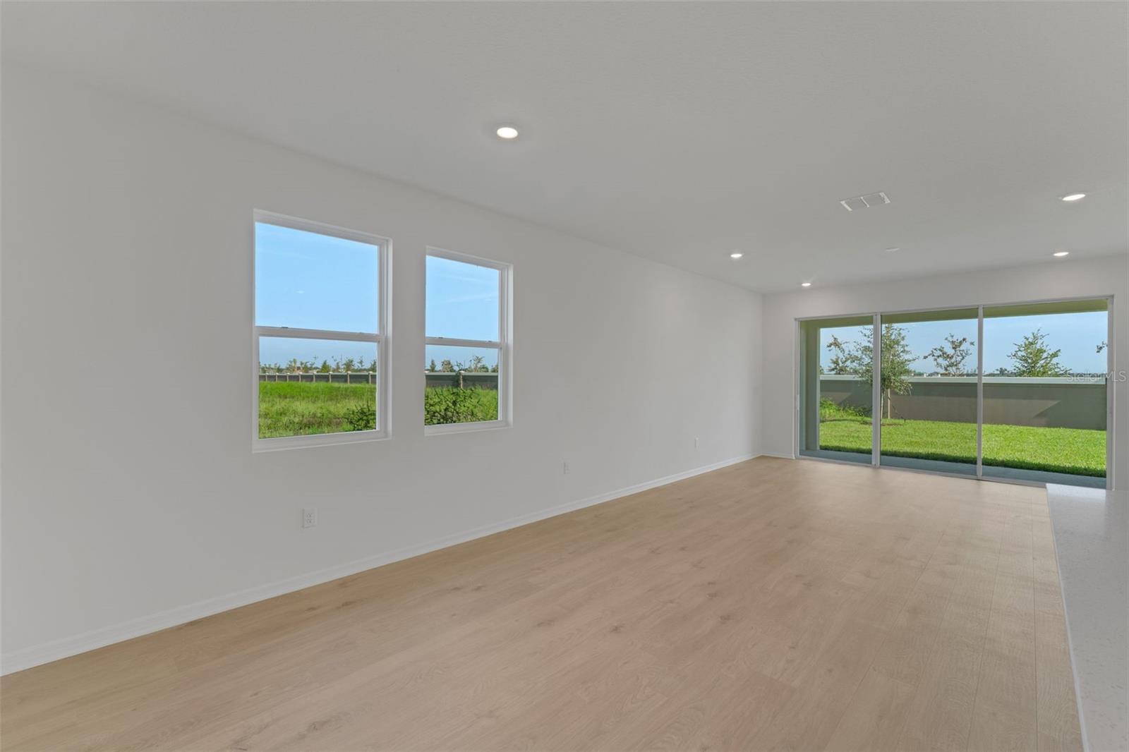 8132 SUNNY POINT TRL — photo 17
