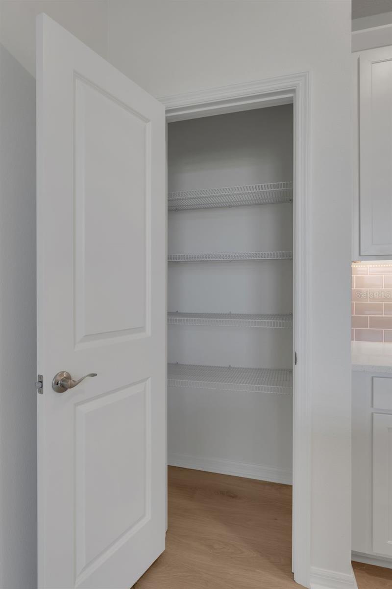 8132 SUNNY POINT TRL — photo 34