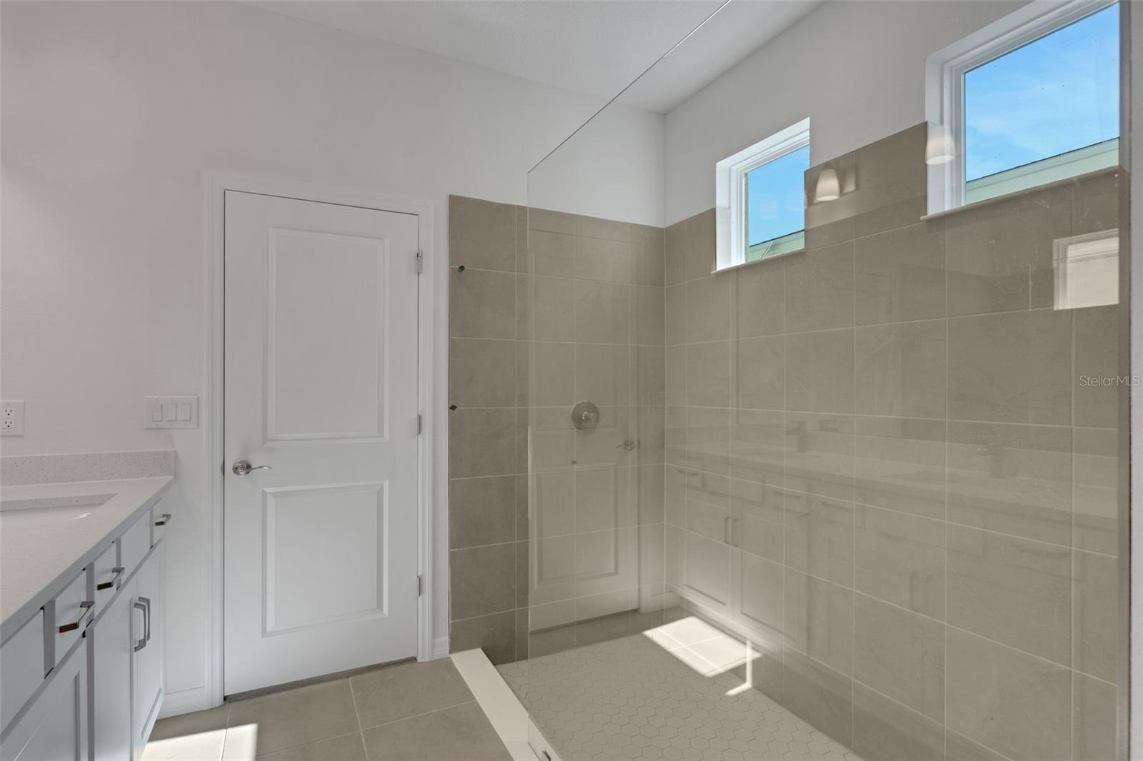 8132 SUNNY POINT TRL — photo 41